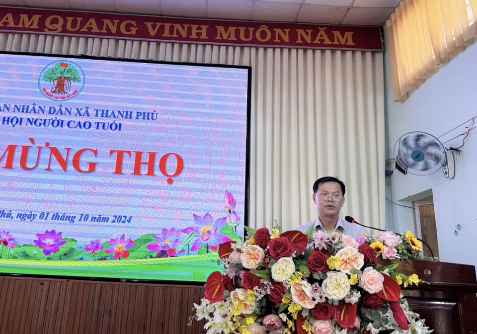 XÃ THANH PHÚ TỔ CHỨC LỄ MỪNG THỌ CHO CÁC CỤ NGƯỜI CAO TUỔI NĂM 2024